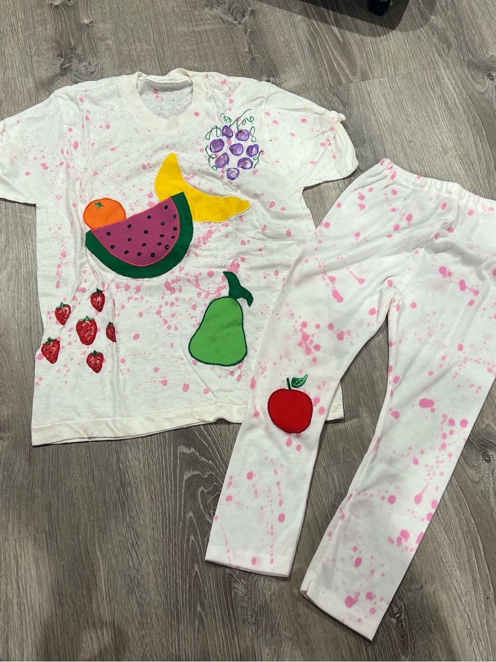 Kids White Fruit Print Pajama Set with Pink Speckle Vintage 8